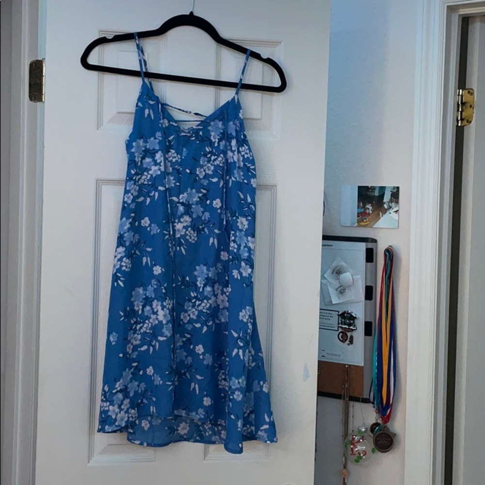 Floral print mid thigh length dress *WITH POCKETS*